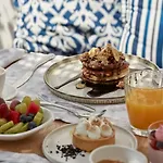 White Dunes Luxury Boutique