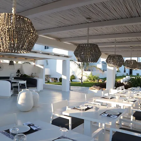 White Dunes Luxury Boutique Hotel