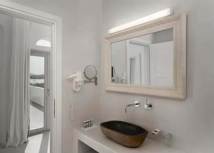 White Dunes Luxury Boutique 5* Santa Maria (Paros)